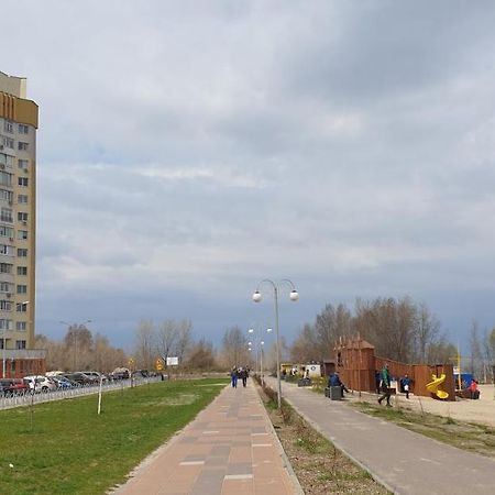 Apartament Near Dnieper Tsjerkasij Eksteriør bilde