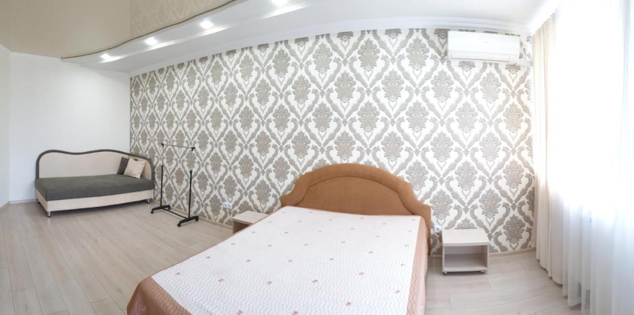 Apartament Near Dnieper Tsjerkasij Eksteriør bilde